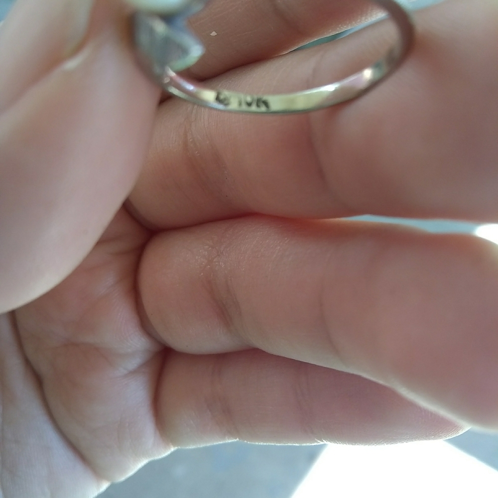 10k white gold bypass pearl ring - Picture 3 of 7